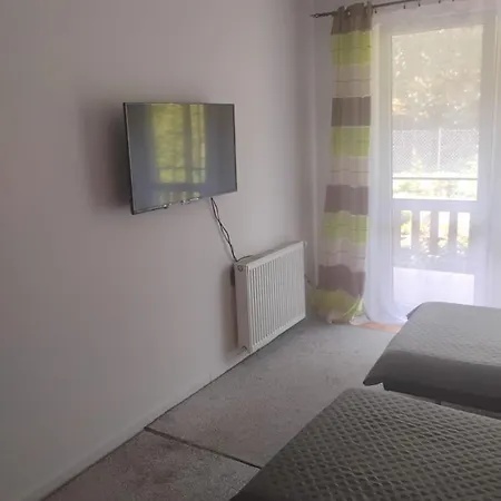 U Ewy * ليمانوفا